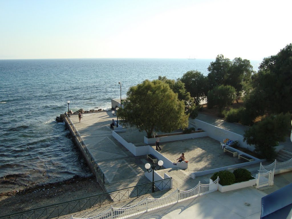 Seaside view from Flisvos by skonix