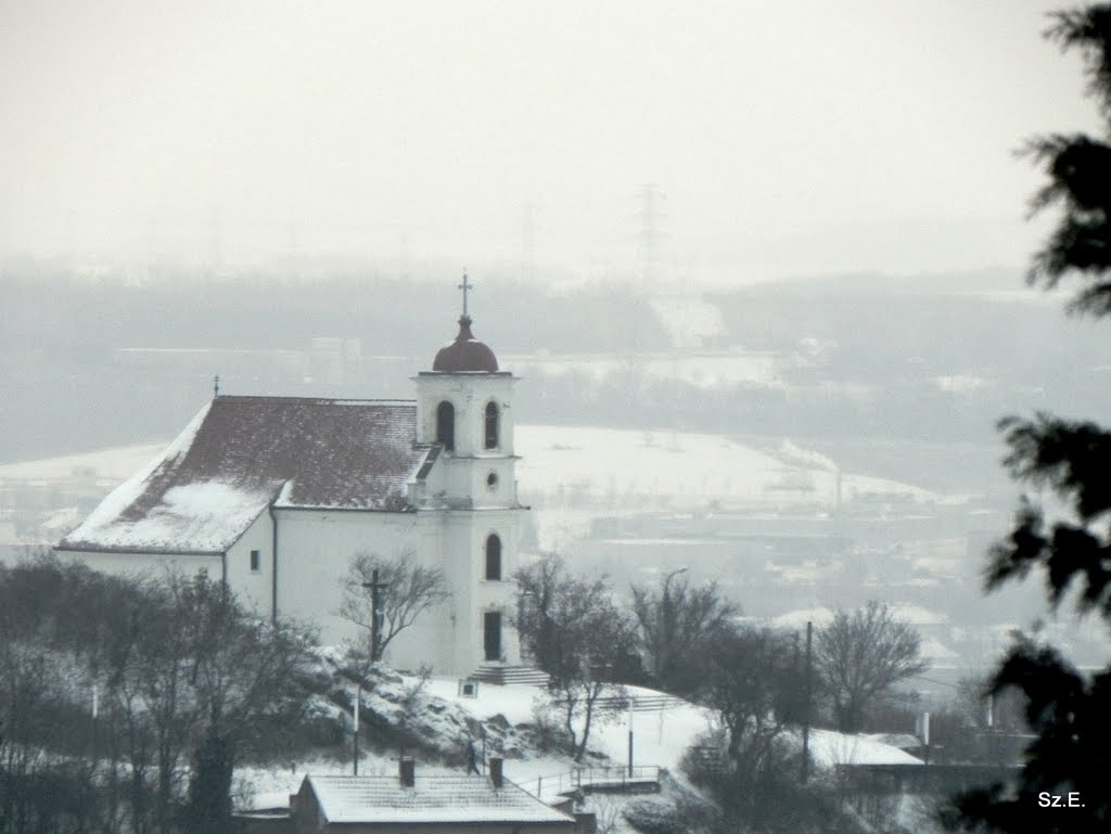 Havihegyi templom télen by Szilera