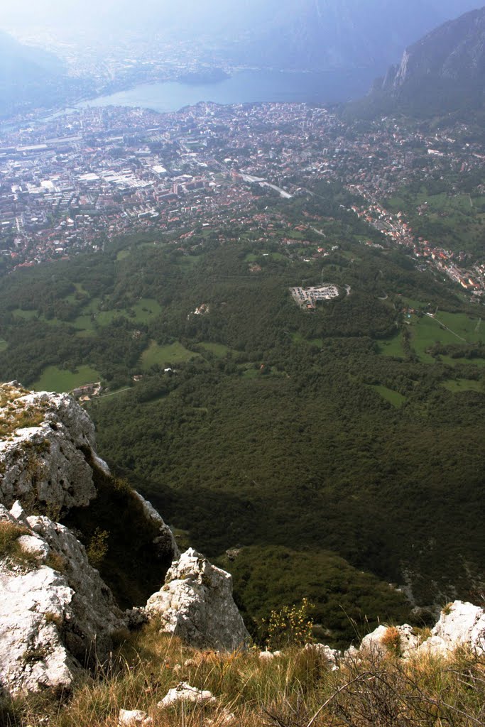 Lecco from Piani D'Erna by Makspk