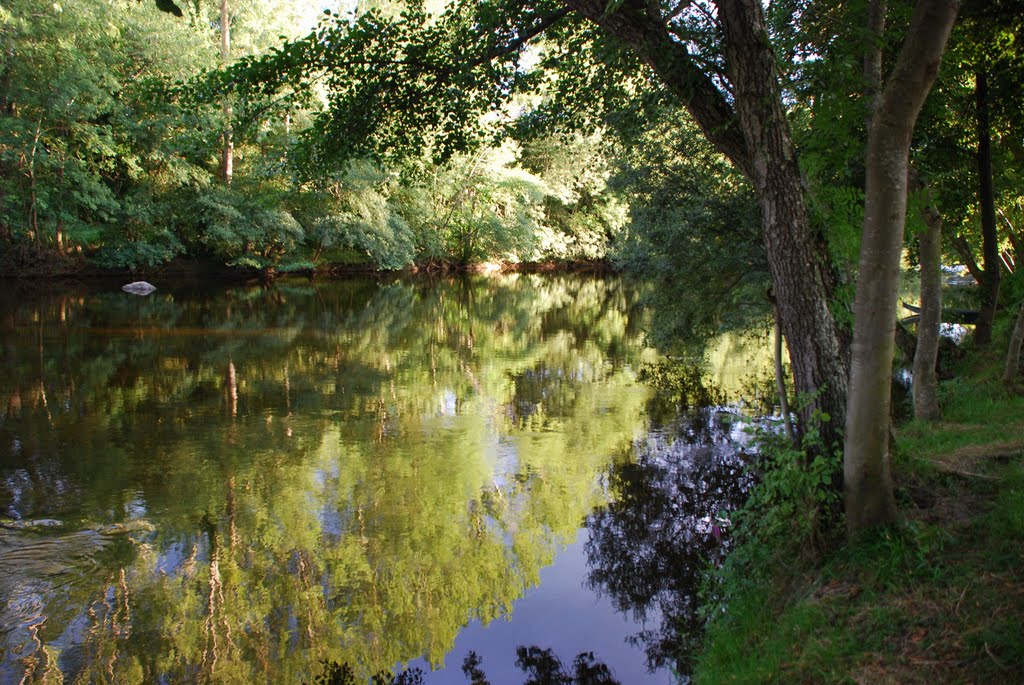 River Sioule Camping Filature by suenaylor