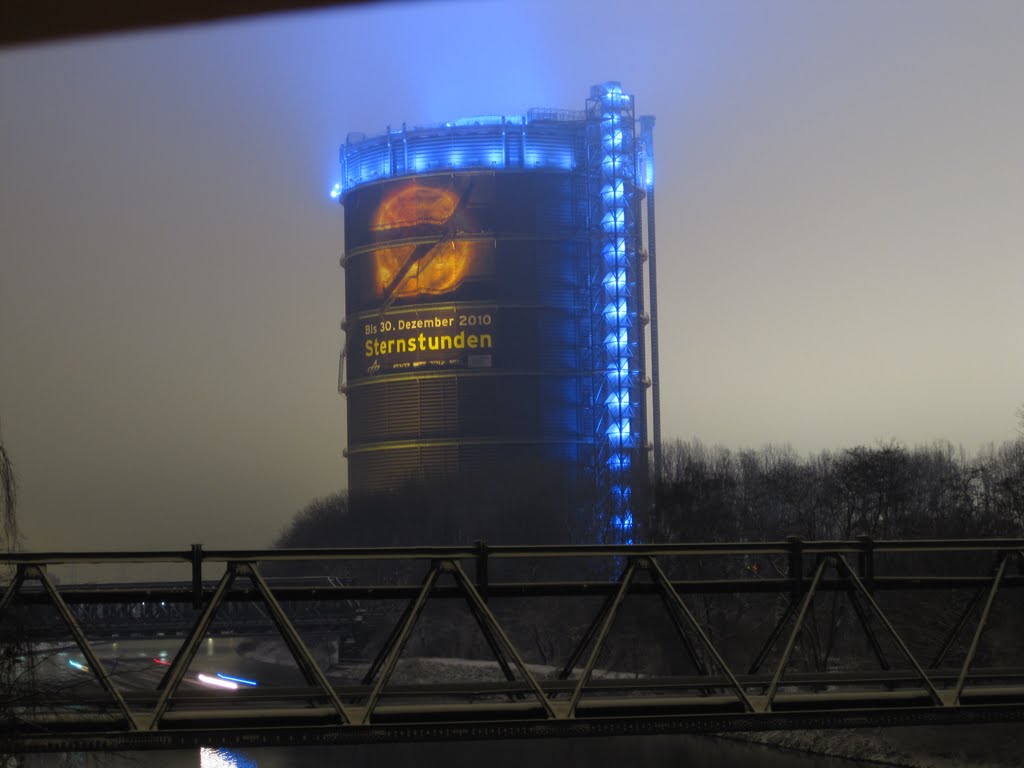 Gasometer Oberhausen by BenFish