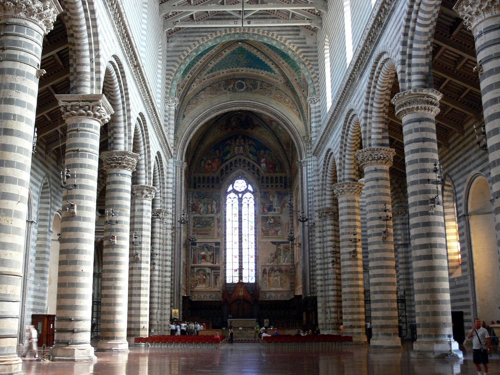 ORVIETO (Umbria). Interior de la Catedral. by Carlos Sieiro del Ni…