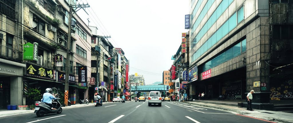 Keelung, Ren’ai District, Keelung City, Taiwan by imagingcity.tw