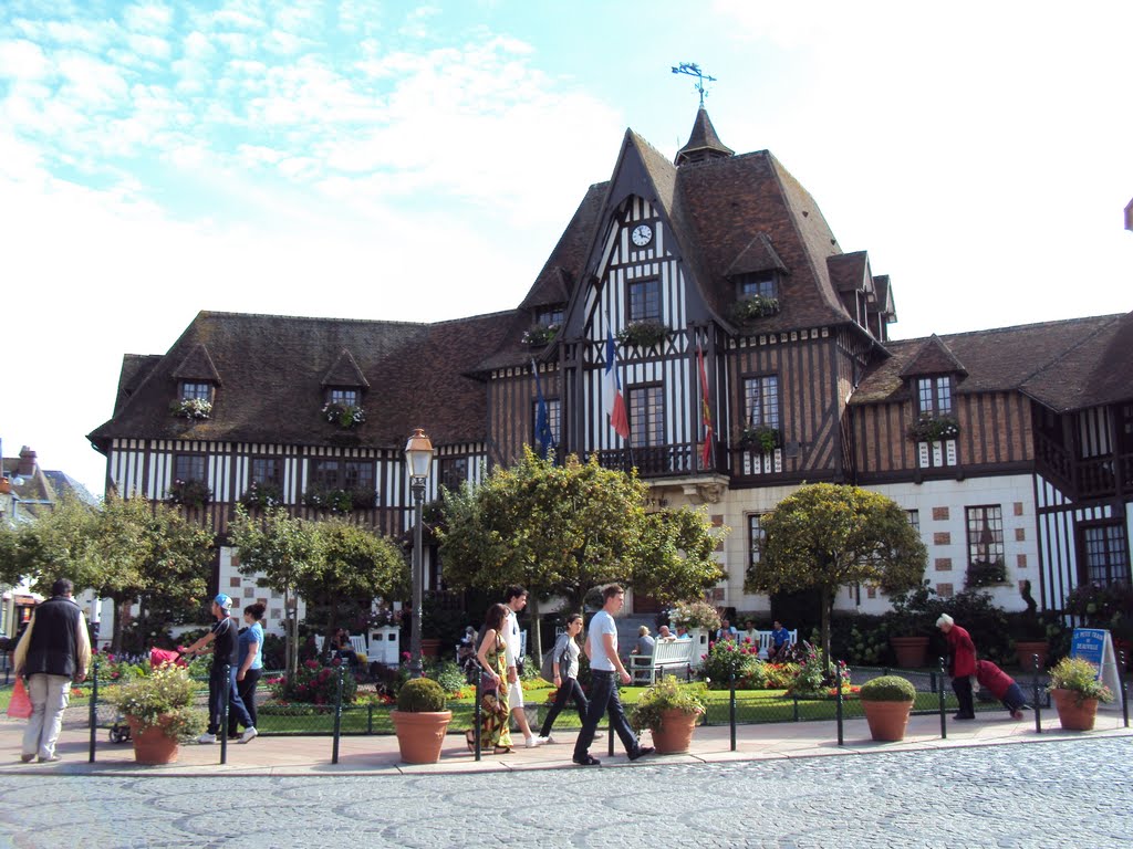 La Mairie by Panoramio