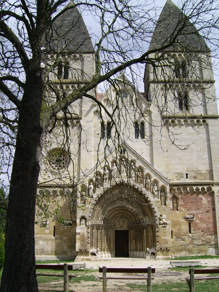 Main entrance of roman church in Ják by fabiolah