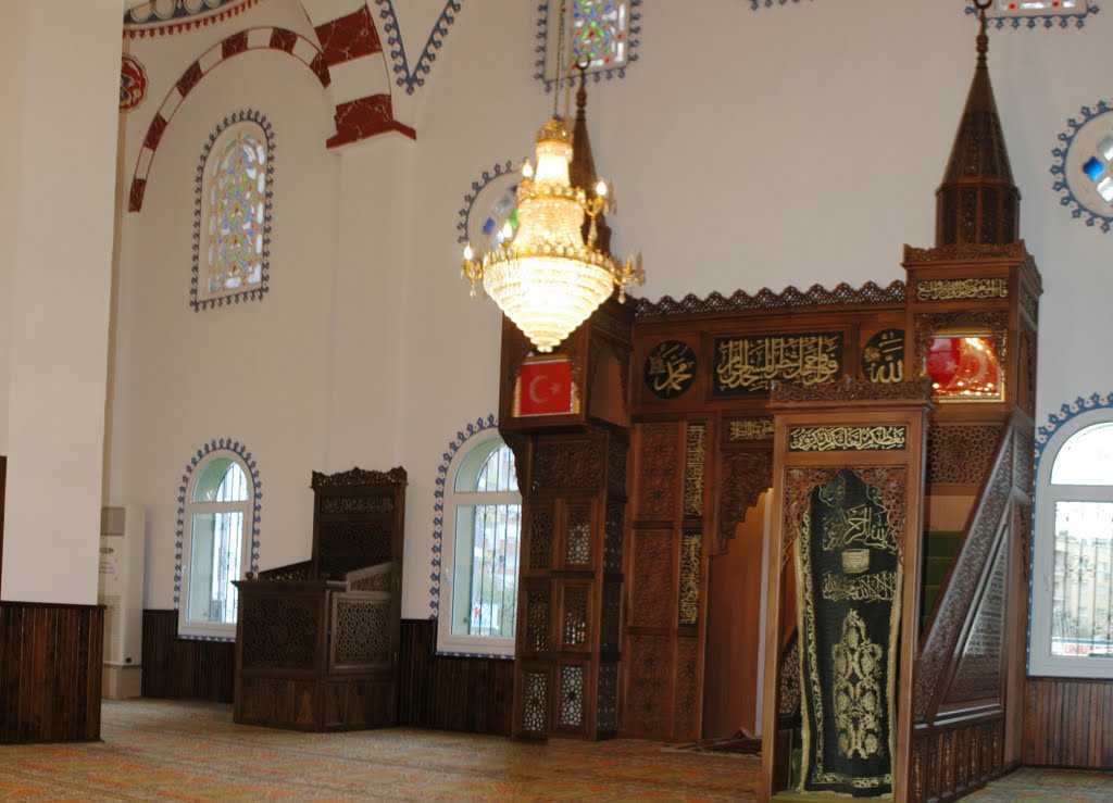 Adana somuncu baba camii by ahmet ersungur