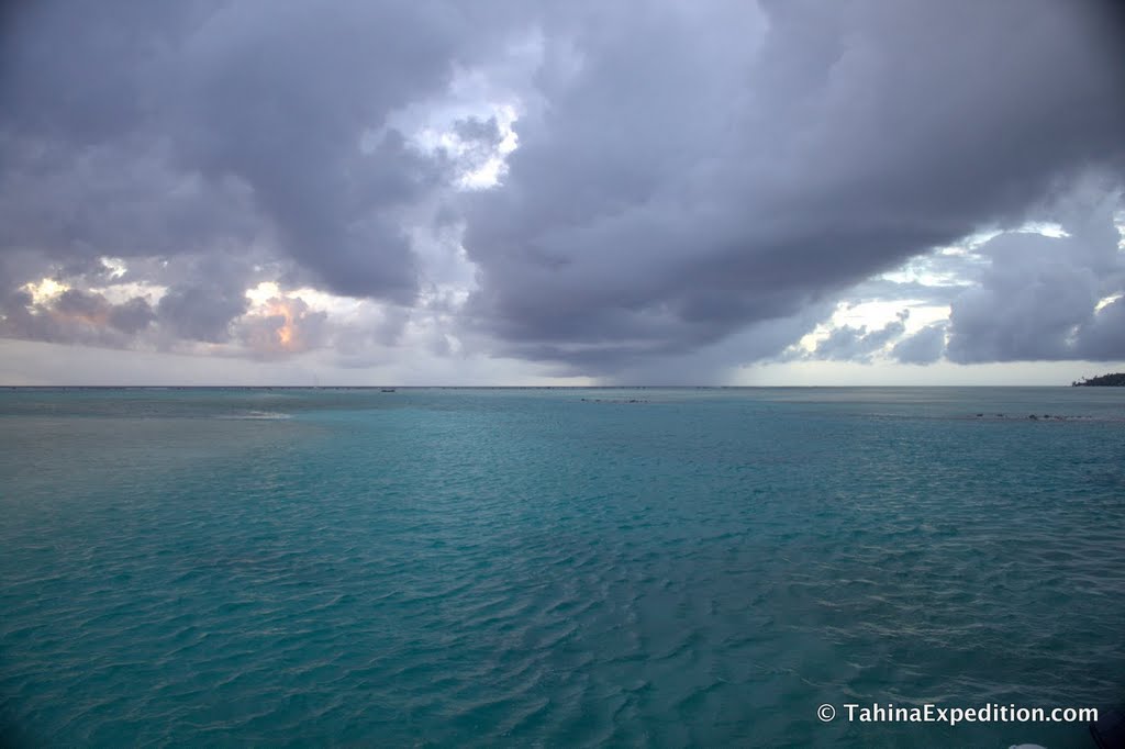 Squalls moving by by Frank Taylor