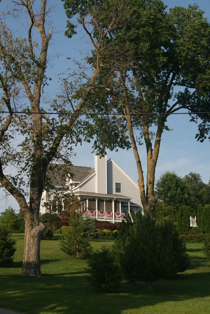 On the bank of the Mississippi near Nauvoo, IL by bfgb