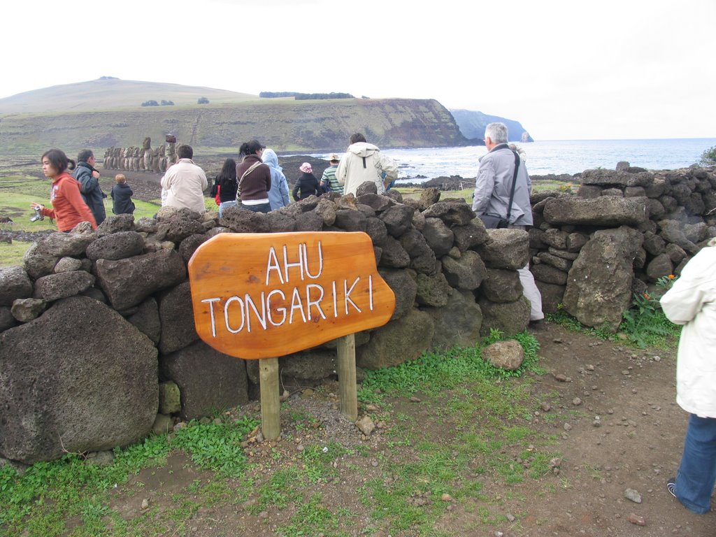 L'Ahu Tongariki by Dersou1