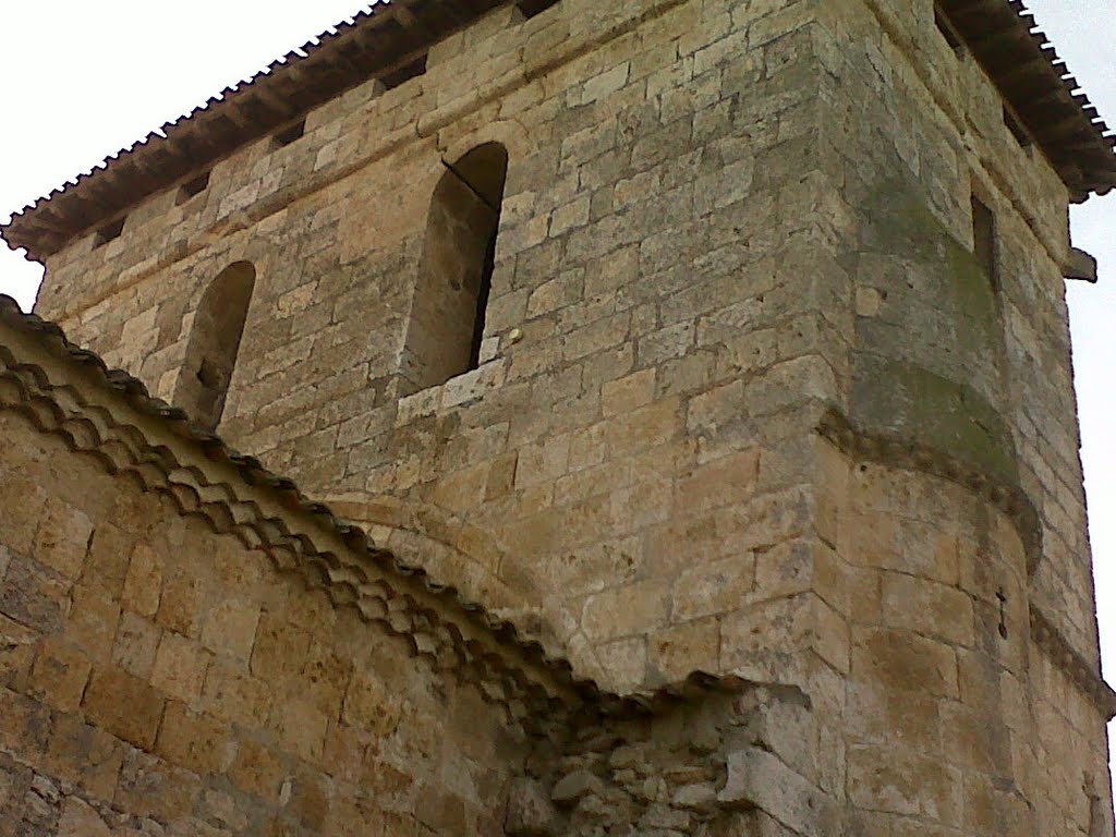 Torre de la Iglesia de Pinillos by Susana H