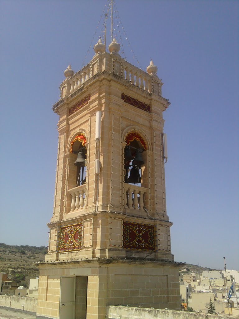 Bell Tower - Saint Paul's Bay - Parish Church - Our Lady of Sarrows (LISTEN BELLS) (http://www.youtube.com/watch?v=YXjDpzbP2Qw) by rayden