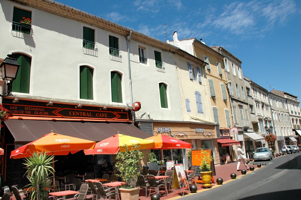 Rue Saint Vincent - Alès by SudFrance30