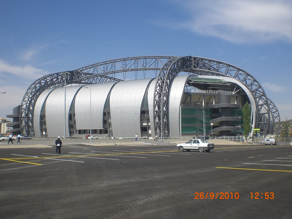 Kadir Has Şehir Stadyumu by Ahmet İhsan Demirci