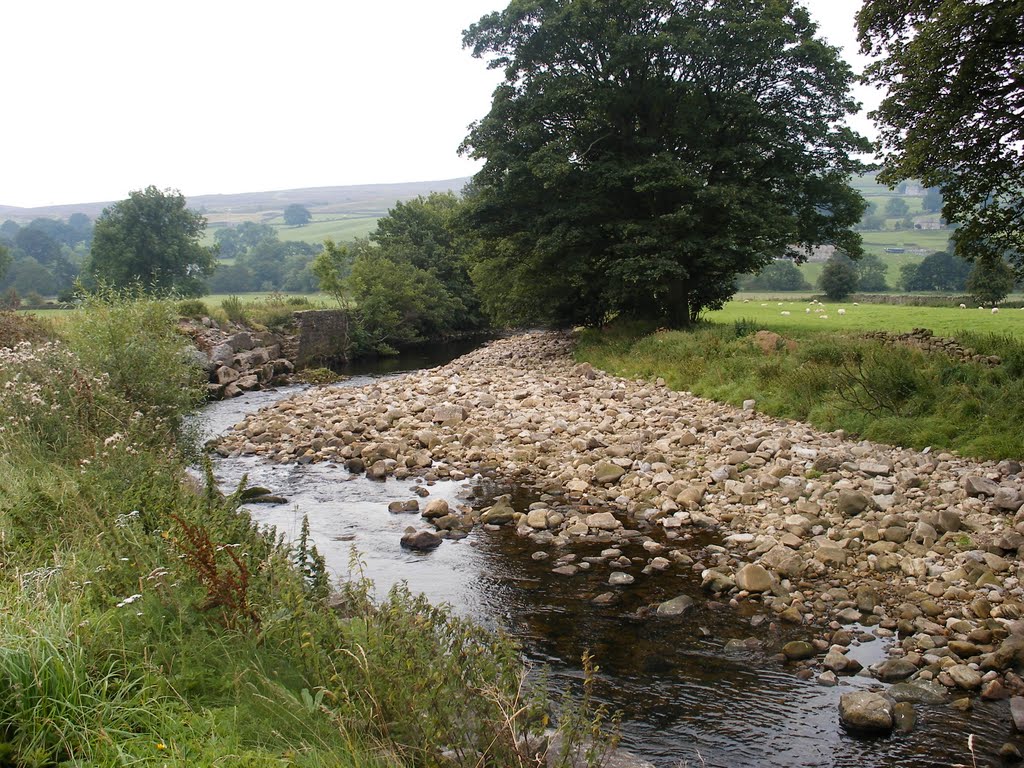 River Swale from Grinton Bridge by powderpups