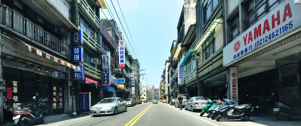 Keelung, Ren’ai District, Keelung City, Taiwan by imagingcity.tw