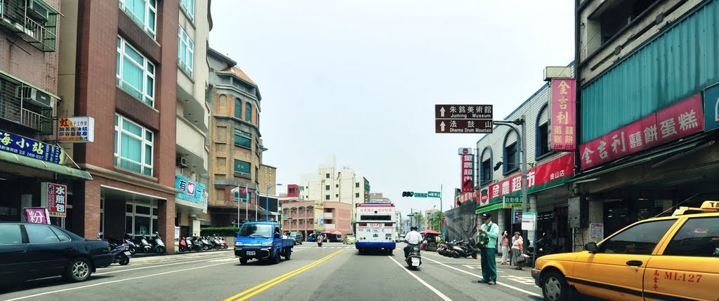 New Taipei, Banqiao District, New Taipei City, Taiwan by ImagingTaipei