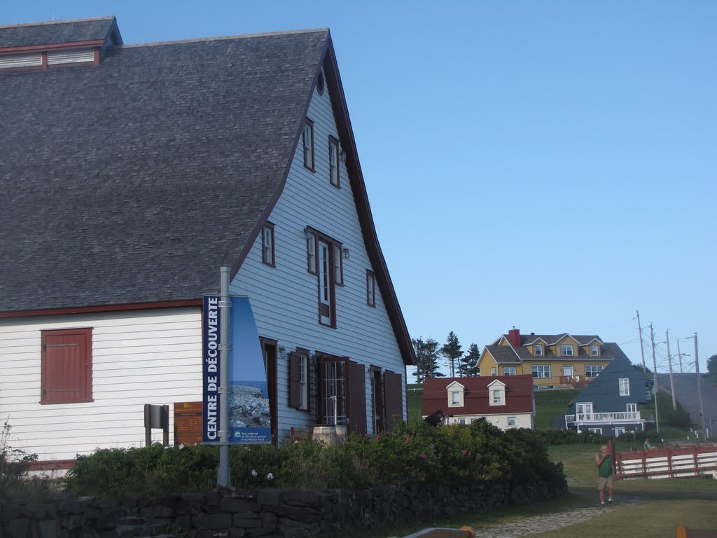 Percé, QC, Canada by busand2003