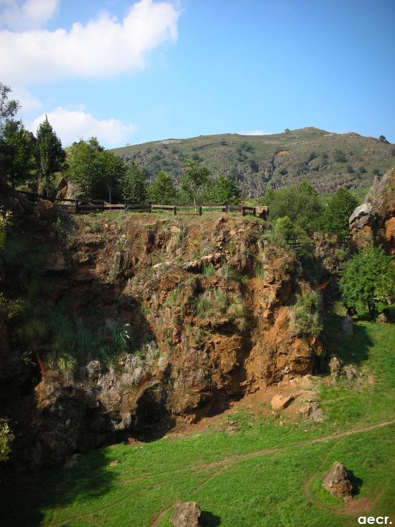 Parque de La Naturaleza de Cabárceno. by angel.ecr