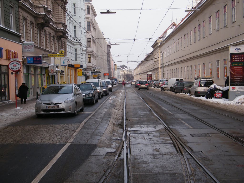 ULICA WZDŁUŻ UNIWERSYTETU by (-: