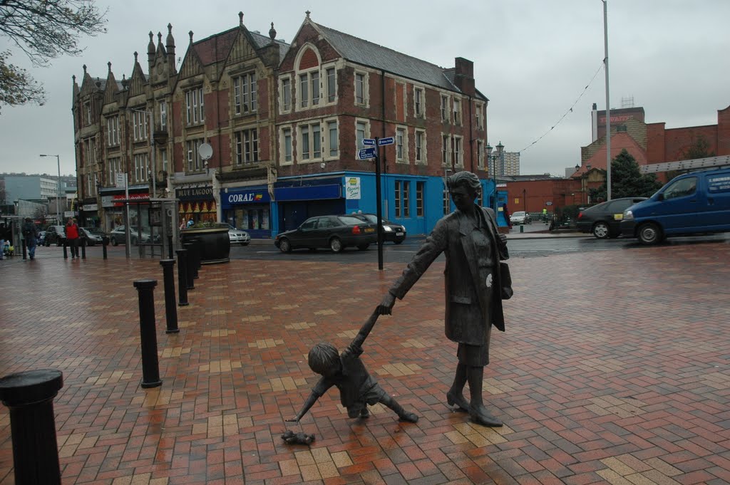 Escultura urbana en Blackburn by Concepcion Becerril