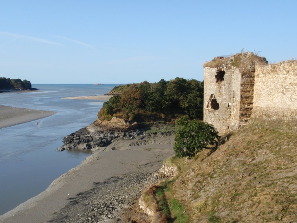 Le Guildo [2009], la tour sur l'estuaire by Syagrius de Condate