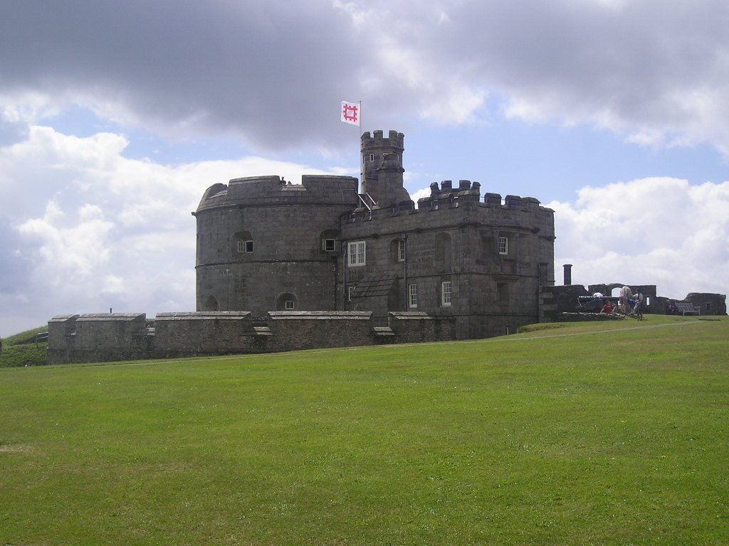 Pendennis Castle by bertie763