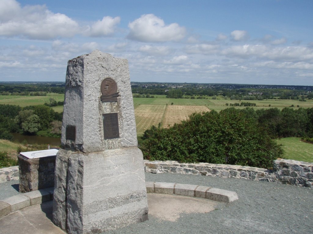 Monument René Gasnier - La Haie-Longue by Framartin