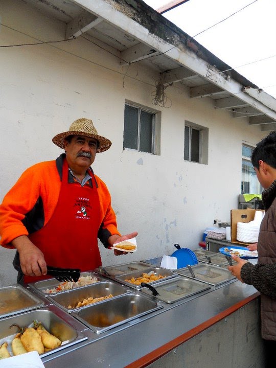 The chef and owner Marco Antonio by discover.ensenada