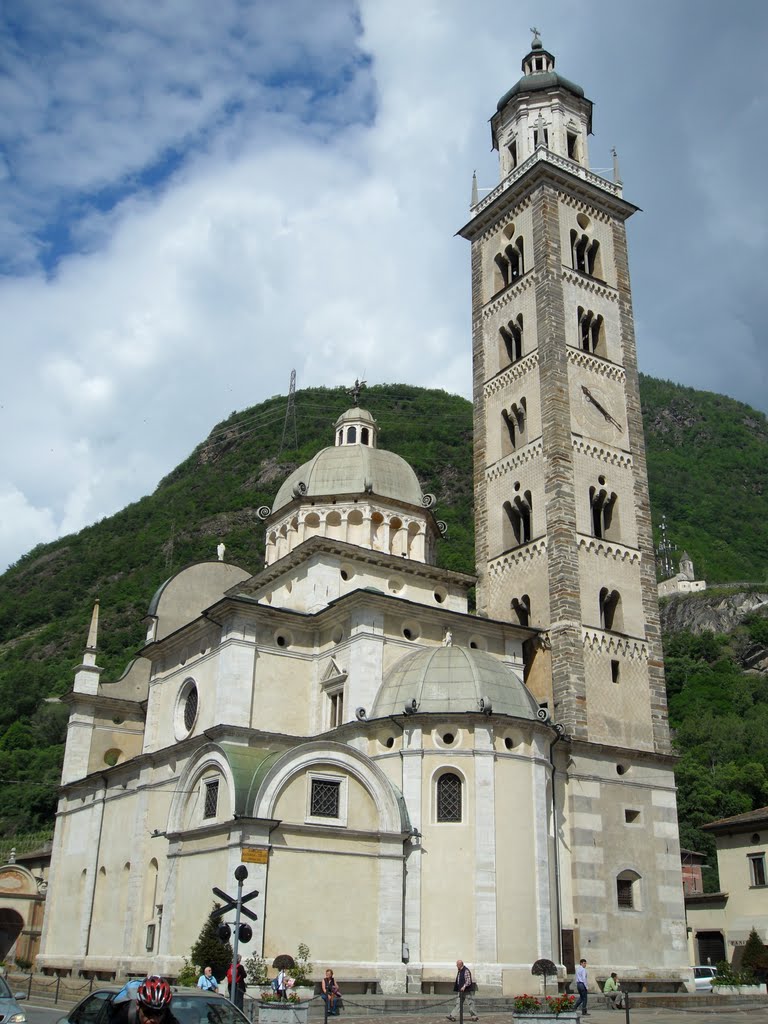 Tirano (SO) - La Basilica by giuliano borra