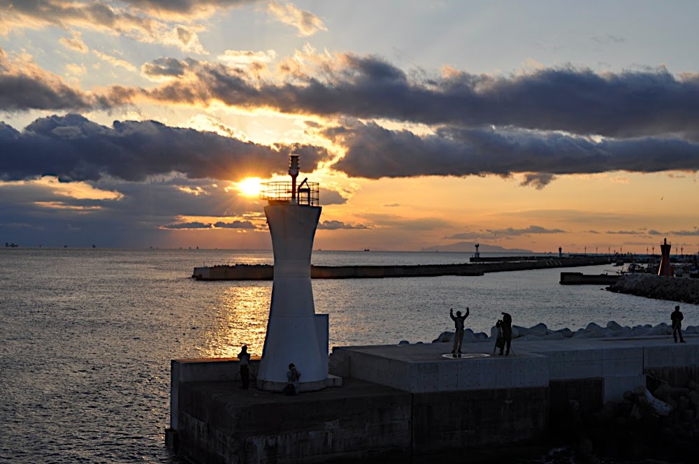 Coming into Akashi on the second to last Tako ferry たこフェリー（最終日） 兵庫県・明石港 by Stephen Wheeler