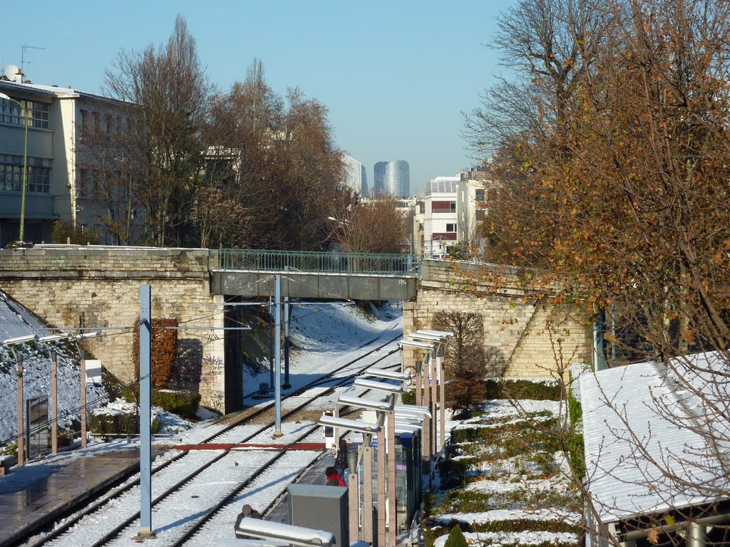 Saint-Cloud, tram by alexg