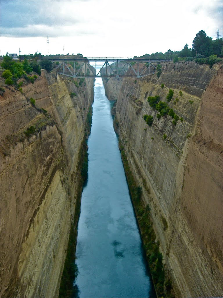 Loutraki, Corinth Canal by Angelo Vanagolli