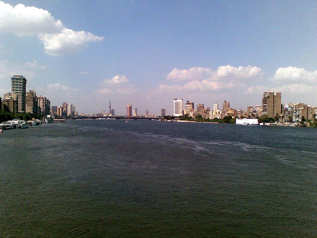 River Nile from Giza bridge by Alaeddin Faruki