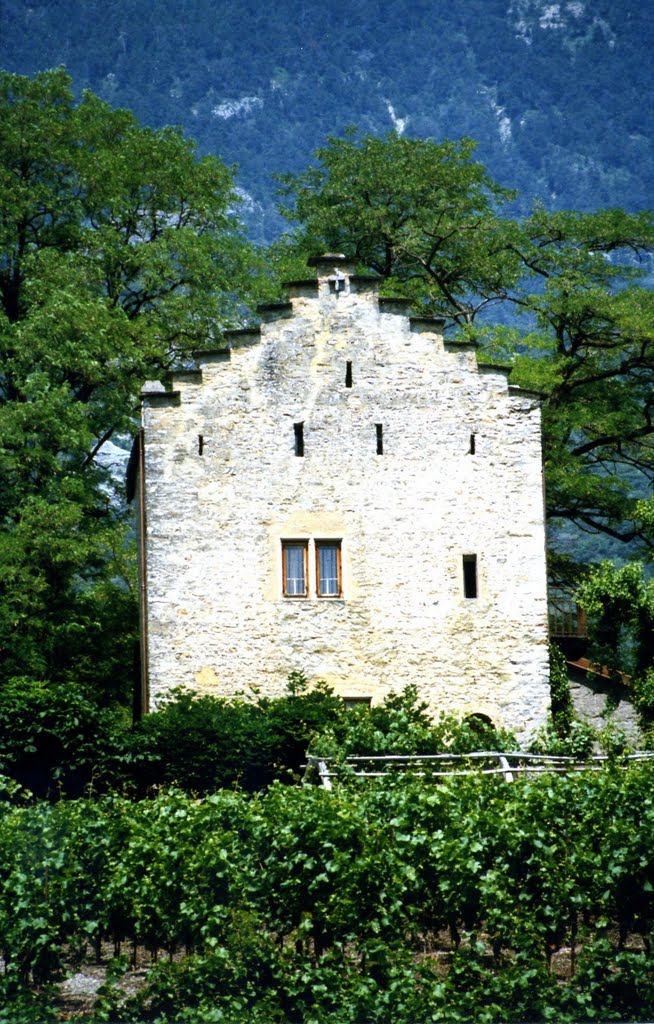 Veyras - Château de Muzot dernière demeure de Rilke by Charly-G. Arbellay