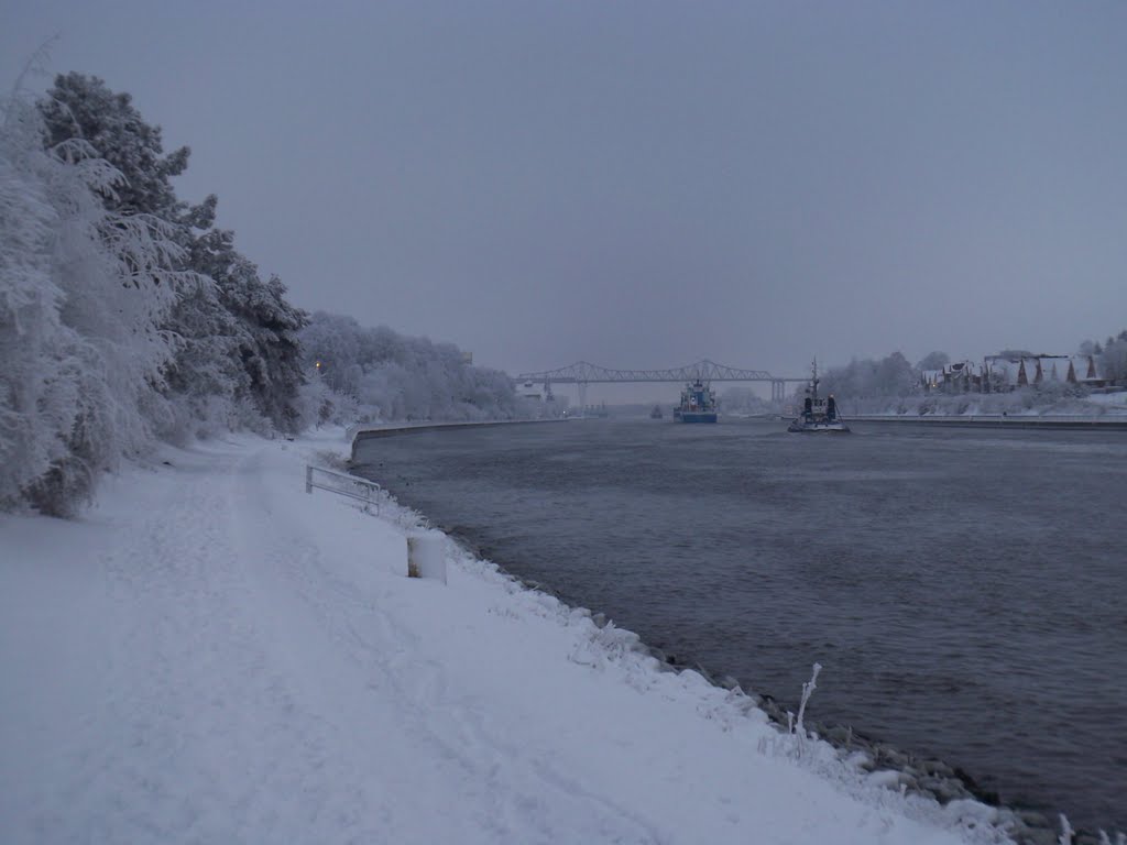 Nord-Ostsee-Kanal bei Rendsburg im Winter by habescho