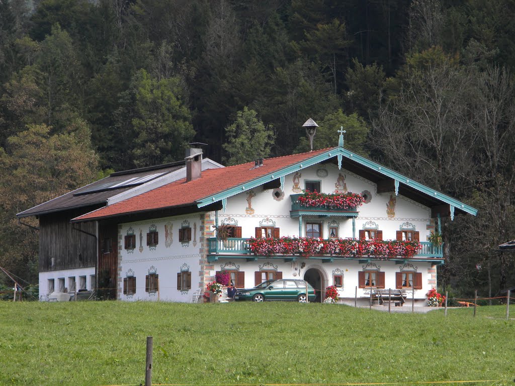 Berchtesgadener Bauernhof by Jason Watzmann