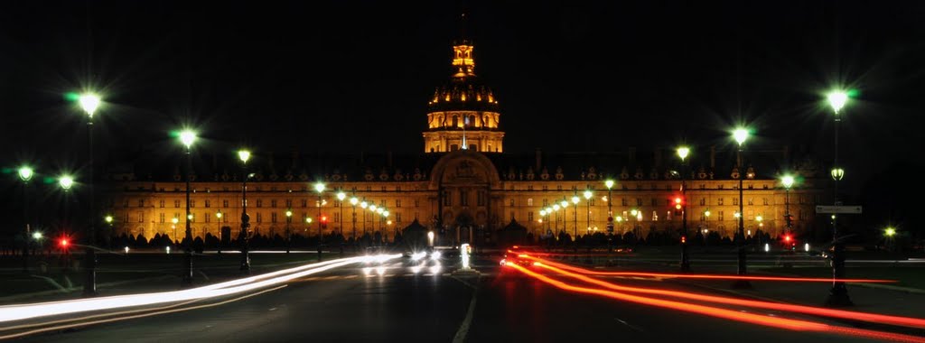 Invalides by Mark REEVE