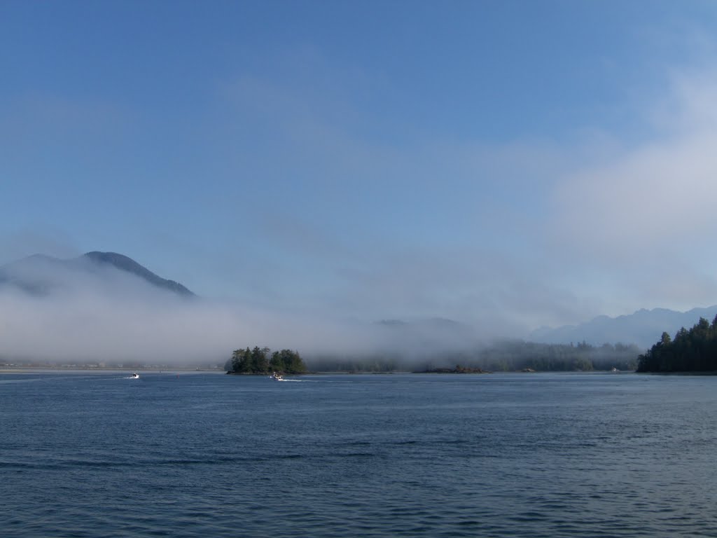 Tofino. Hafen_100816 by Martin Dudle-Ammann