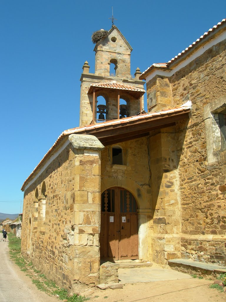 Iglesia de El Ganso (León). - C. Santiago- by jchuelo ty