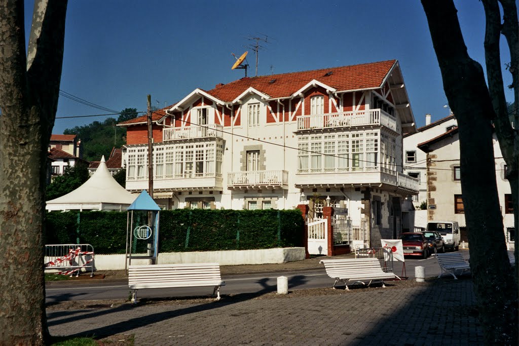 Hotel Atalaya en Mundaka by ruelb