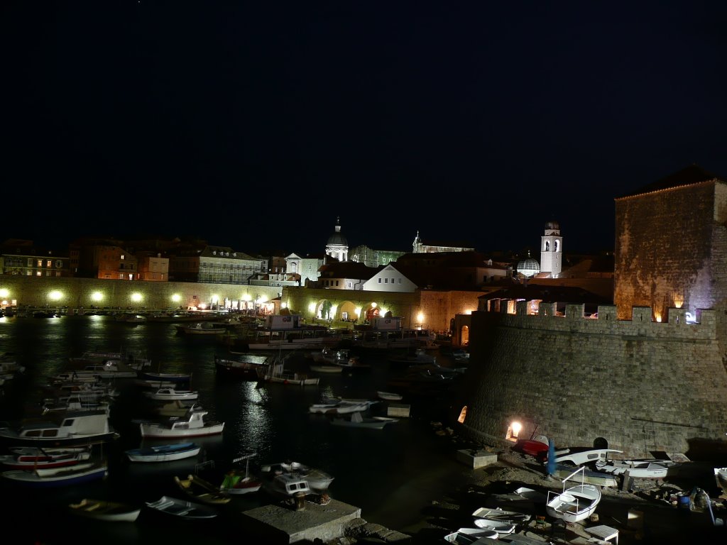 Night in Dubrovnik old harbor by pzkf V