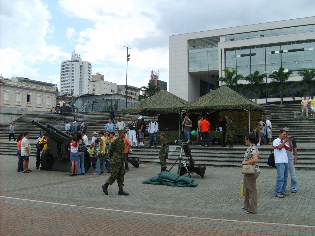 Muestra militar Batallón San Mateo en plaza cívica CIudad Victoria by Pablo Andrés Naranjo…