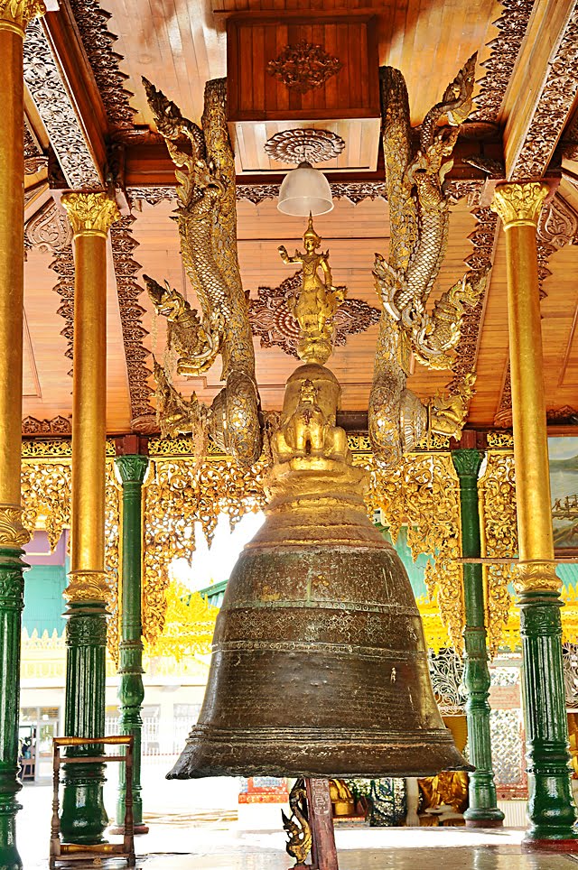 Yangon Shwedagon Pagoda - 쉐다곤파고다 by KIM GUNYOUNG