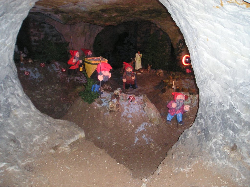 Walldorf - Märchenhöhle by linuxi