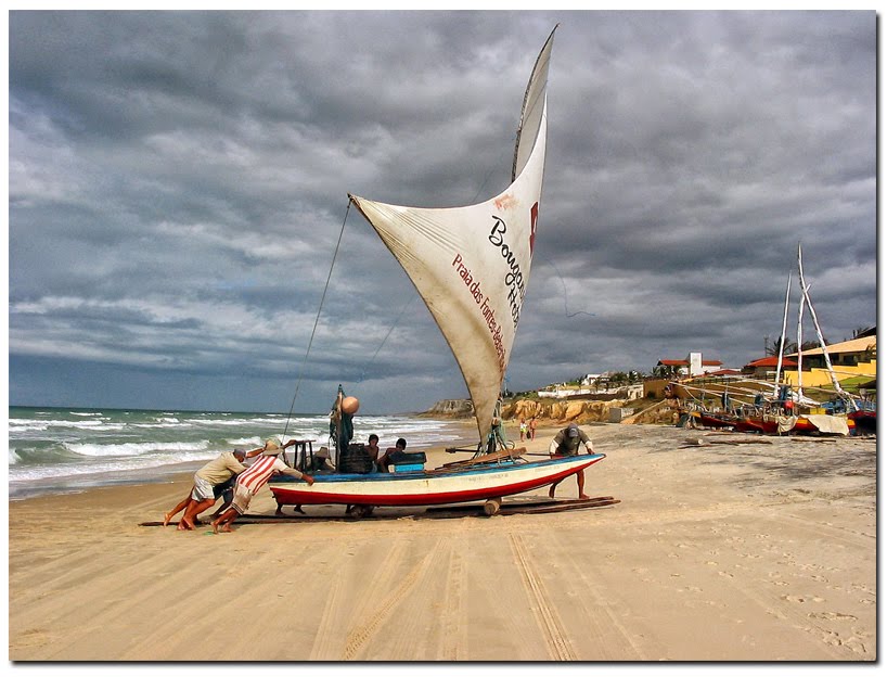 Pescadores em Morro Branco by Bianchi Mauro