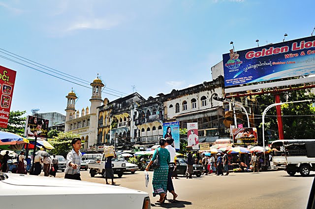 Yangon - 양곤시내 풍경 by KIM GUNYOUNG