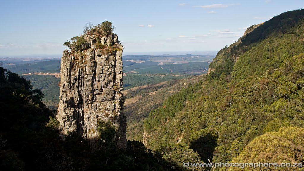 Pinnacle Rock by Chris Fourie-Lipman