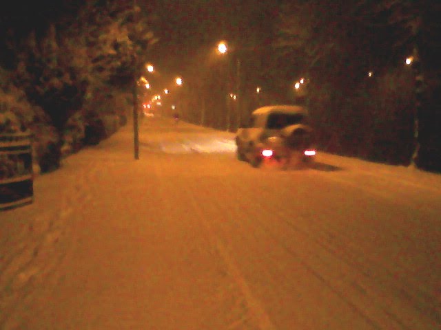 Hoofdweg in de sneeuw1 by E.Dekkers