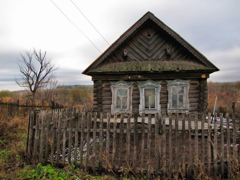 Старый дом (1927г.) д.Уланово (2010г.)\\\\\Old house by WERMUT