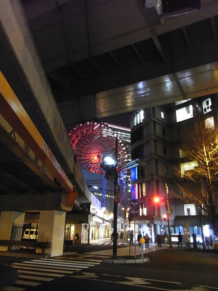 Ferris wheel(HEP FIVE) from Underpass by msroht